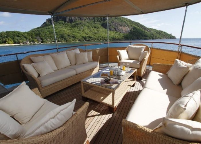 Classic Motor Yacht Le Kir Royal Seating Deck