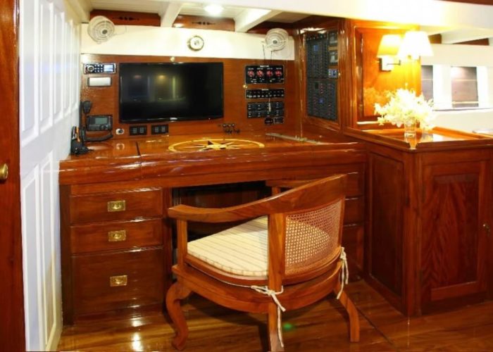 Classic Sailing Yacht Aventure Navigational Equipment