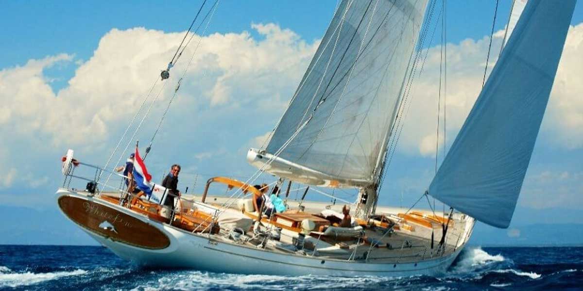 sailing yacht charter