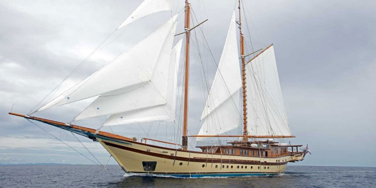 Classic Sailing Yacht Lamima