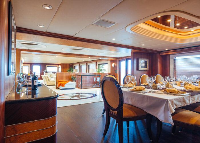 classic motor yacht daydream interior dining.jpg