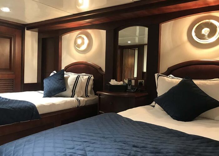 classic motor yacht kalizma single cabins. jpg