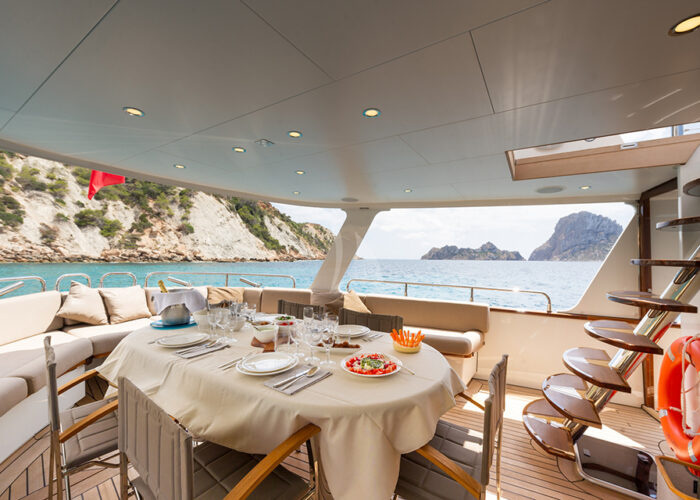 classic motor yacht monara external alfresco dining.jpg