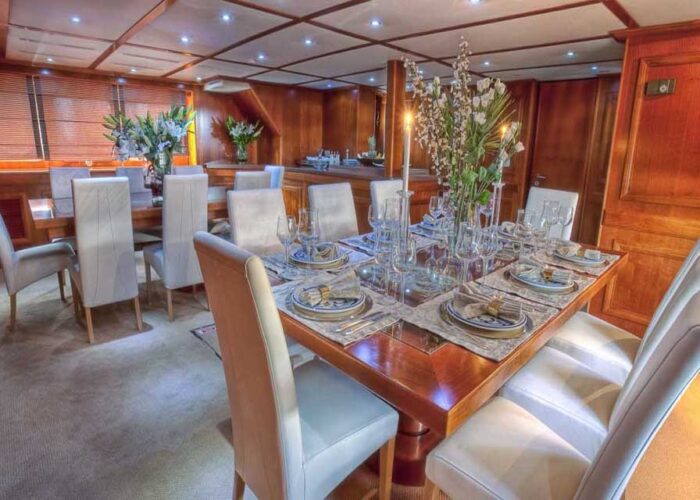 classic motor yacht sanssouci star interior saloon dining.jpg