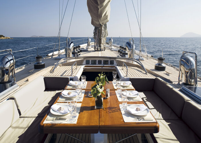 classic sailing yacht cylosII external alfresco dining deck.jpg