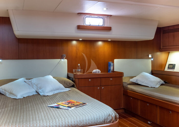 classic sailing yacht elise whisper interior master bedroom.jpg